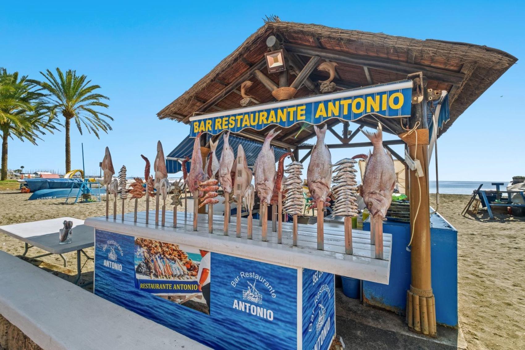 Apartamento Frente A La Playa Málaga Exteriör bild