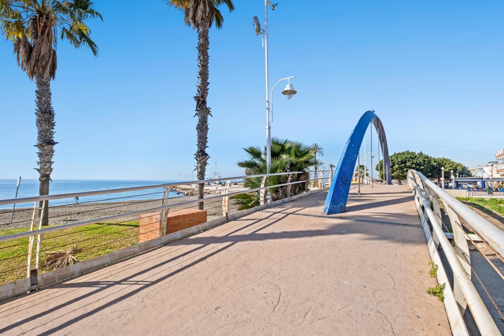 Apartamento Frente A La Playa Málaga Exteriör bild