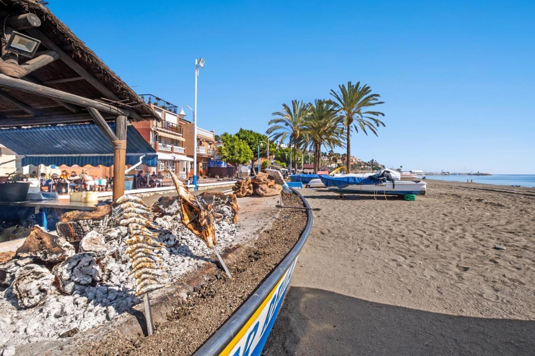 Apartamento Frente A La Playa Málaga Exteriör bild